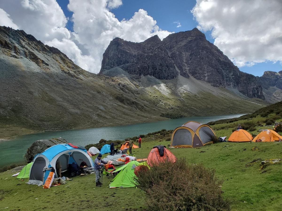 Masherbrum Outdoor Travelling Hostel เฉิงตู ภายนอก รูปภาพ